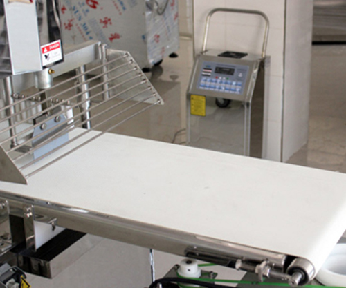 信阳AORODO牌移动臭氧发生器